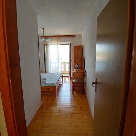 Apartamento Adio Mare~Soba~ Pomena Exterior foto